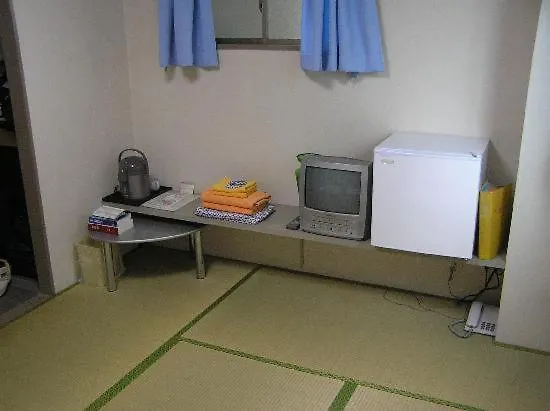 **  Ikawa Ryokan Hiroshima Giappone